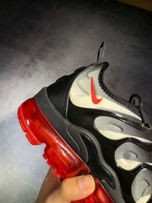 Authentic Nike Air Vapormax Plus 2 